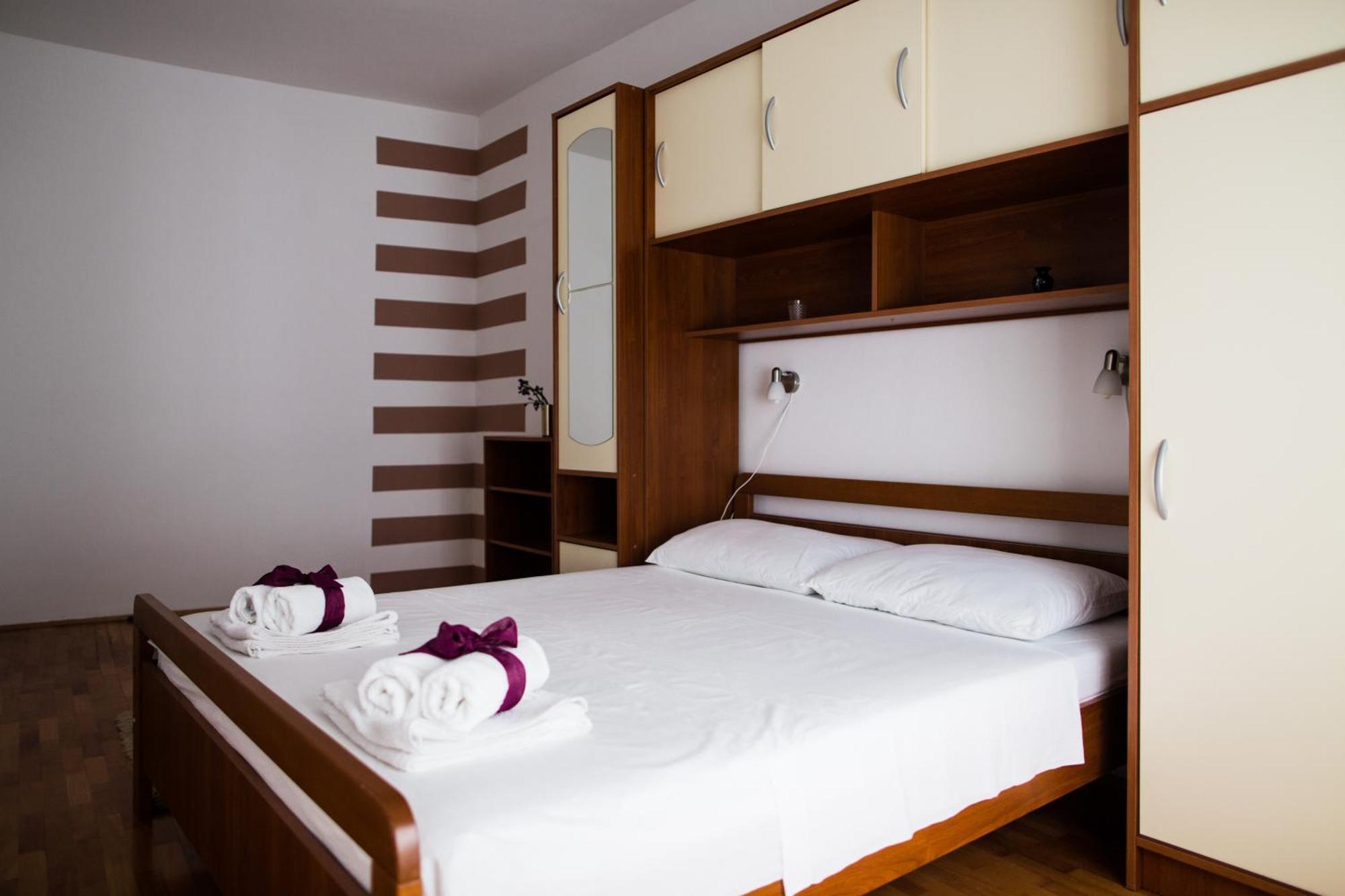 Kaštela Apartments Kanajet מראה חיצוני תמונה