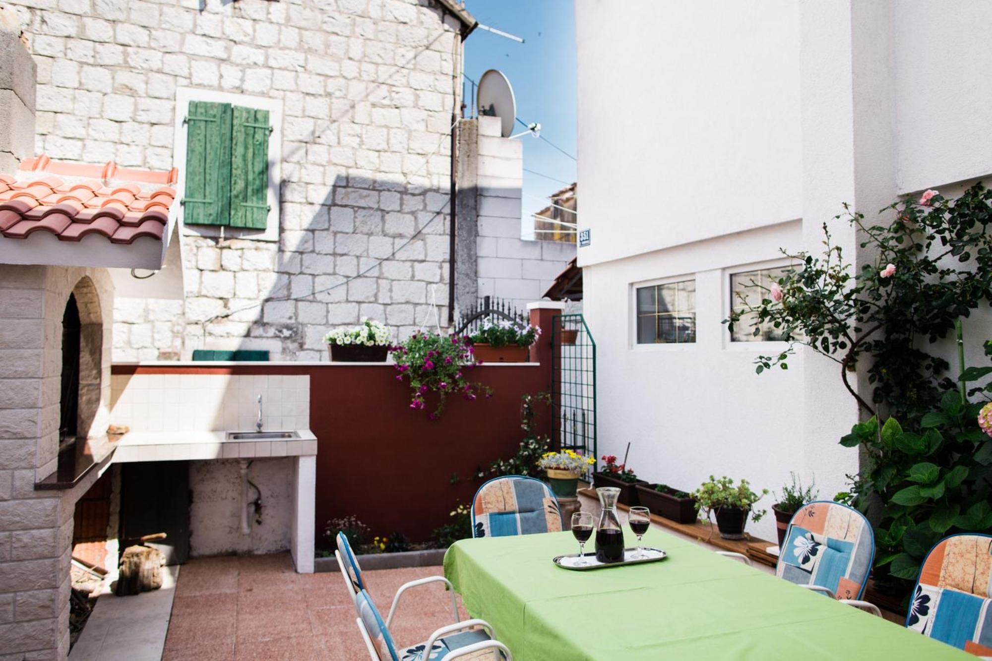 Kaštela Apartments Kanajet מראה חיצוני תמונה